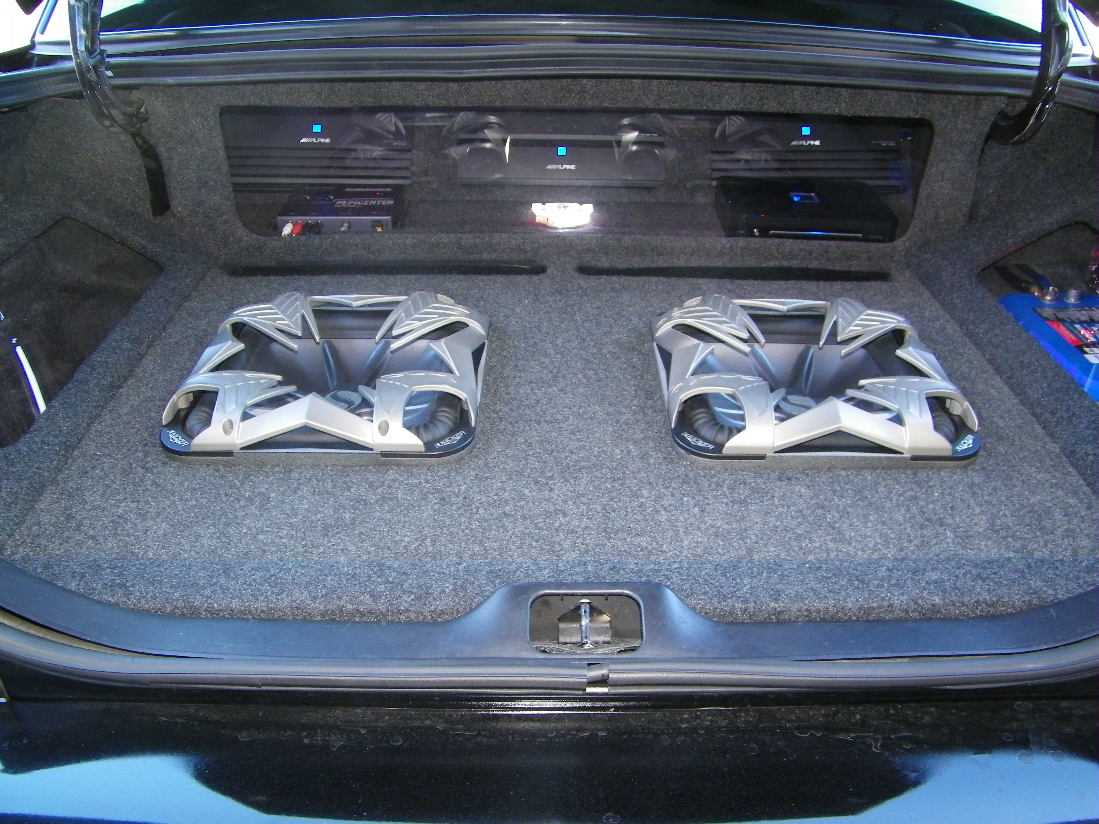 crown victoria sub box