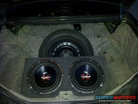 131.jpg 12 inch subs and matching spare wheel