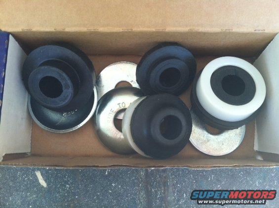 moog1.jpg Moog Radius Arm Bushings
87-96 Bronco & F150
87-97 F250 & F350
83-97 Ranger, Bronco II, Explorer, Navajo, B2300, B3000, B4000