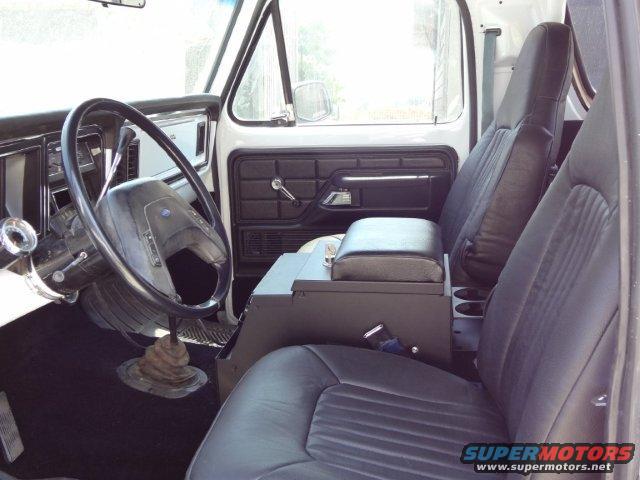 78-bronco--interior-(16).jpg 