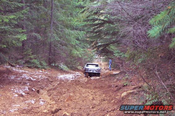 dcp_0391.jpg Todd trying to make it up the big hill at top of Firebreak Five.  It was just a little too slimy and the winch cable had to be pulled.