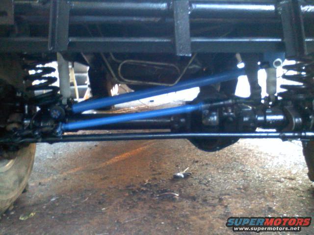 track-bar-in.jpg Track bar in, shocks in, need to bleed brakes and get shims to cure coil bow