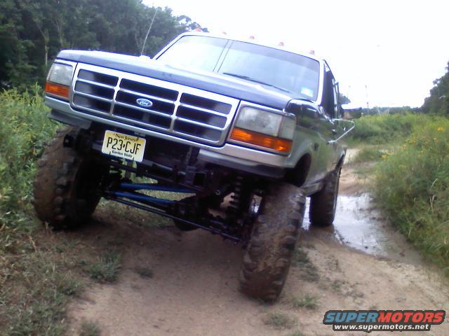 first-off-road.jpg First time offroad since the sas, actually first time this truck was ever off road it was clear that none of the previous owners wheeled it