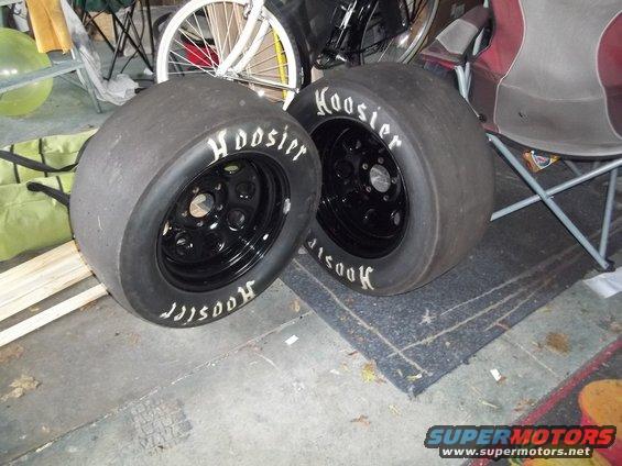 100_2224.jpg picked up a set of slicks