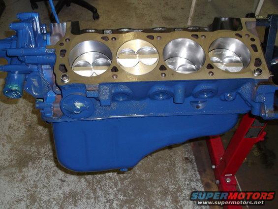dscf03841.jpg D0OE front sump pan, new standard Mellings oil pump & screen. ARP shaft.  