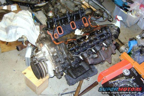 garage-88-bronco-ii-engine-swap-in-work-008.jpg 7